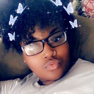 Meet your Posher, Tiasha